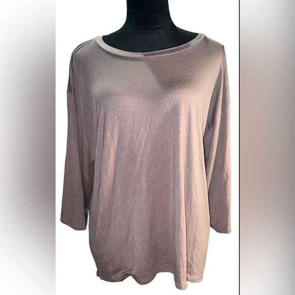 Sew in Love Brown Long Sleeve Size Medium Top - Picture 1 of 3